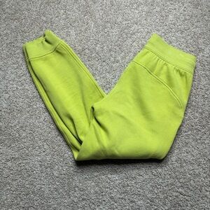 Lululemon Scuba High-Rise Jogger